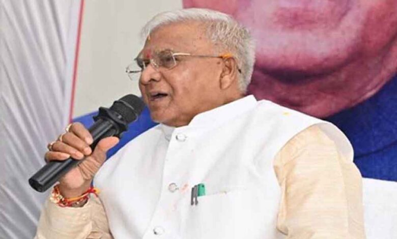 बंदियों-की-सोच-सकारात्मक-बनाने-के-प्रयास-हो-:-राज्यपाल-पटेल