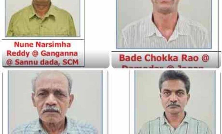 माओवादी-संगठन-को-ऐतिहासिक-झटका:-देवजी-समेत-दो-केंद्रीय-नेताओं-ने-एक-साथ-किया-सरेंडर