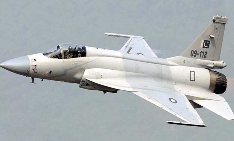 बढ़ती-मुसीबतों-में-घिरे-asim-munir,-भारत-तनाव-के-बीच-bla-हमले-और-अफगान-मोर्चे-की-चुनौती