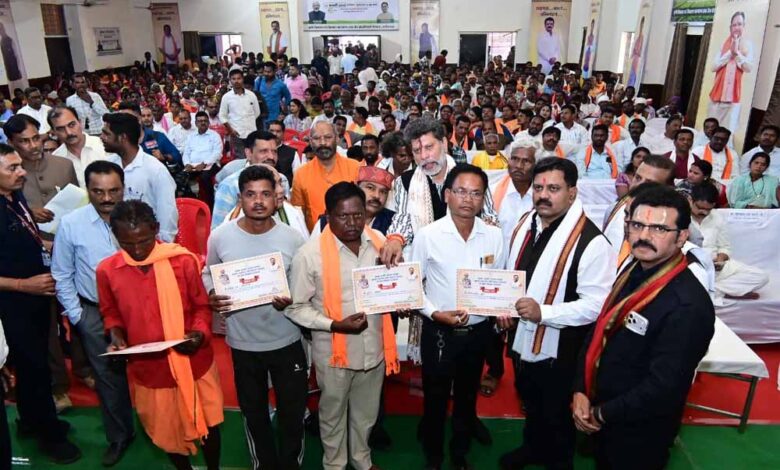 जगदलपुर-के-वृहद-किसान-सम्मेलन-में-उप-मुख्यमंत्री-विजय-शर्मा-हुए-शामिल