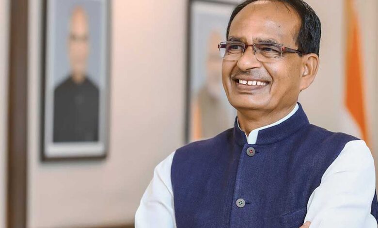 जन्मदिन पर विदिशा में केंद्रीय मंत्री शिवराज सिंह चौहान, मामा कोचिंग सेंटर का उद्घाटन और छात्रों को नकद इनाम