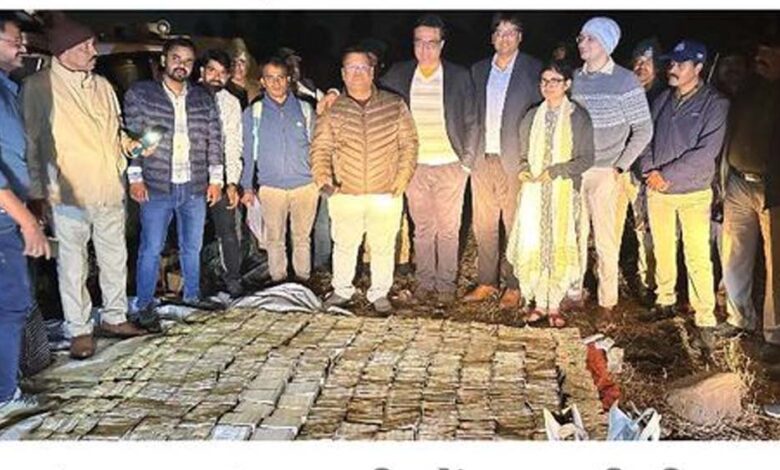 मुंबई-प्राधिकरण-ने-सौरभ-शर्मा-के-100-करोड़-के-गोल्ड-कैश-को-बेनामी-लेनदेन-माना,-चेतन-गौर-को-बेनामीदार-बताया