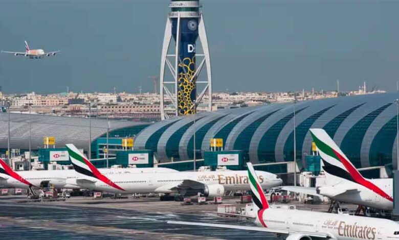 दुबई-एयरपोर्ट-पर-आंशिक-रूप-से-बहाल-हुई-हवाई-उड़ानें,-धीरे-धीरे-सामान्य-हो-रही-सेवाएं