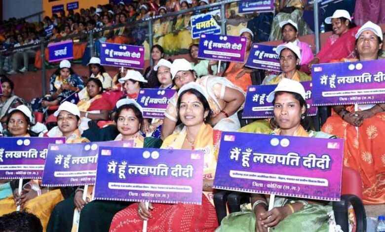 छत्तीसगढ़-की-महिलाएं-आत्मनिर्भरता-और-नवाचार-से-बना-रही-हैं-नई-पहचान-–-मुख्यमंत्री-विष्णु-देव-साय