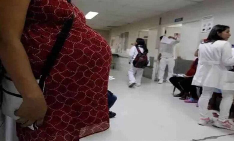 गर्भवती-महिलाओं-को-बड़ी-सुविधा:-अब-घर-बैठे-होगा-पंजीयन,-स्वास्थ्य-विभाग-ने-जारी-किया-व्हाट्सएप-नंबर