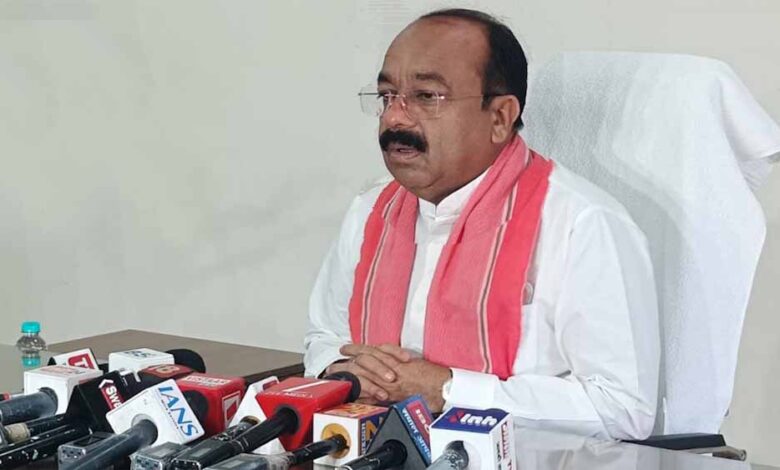 गैस-सिलेंडर-की-किल्लत-पर-डिप्टी-cm-अरुण-साव-की-अपील:-‘धैर्य-रखें,-अफवाहों-पर-ध्यान-न-दें’