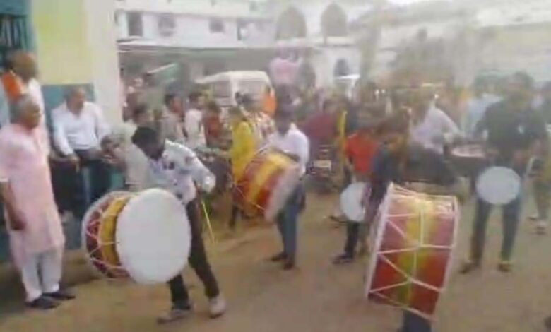 ग्राम-अखड़ार-में-महा-विशाल-धर्म-कुंभ-श्री-राम-कथा-एवं-श्री-राम-महायज्ञ-की-शोभायात्रा-निकाली-गई