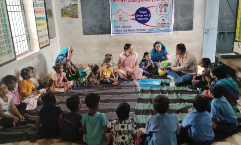 बाल-मैत्री-पहल-से-आंगनबाड़ी-से-विद्यालय-तक-बच्चों-का-सफर-हुआ-आसान