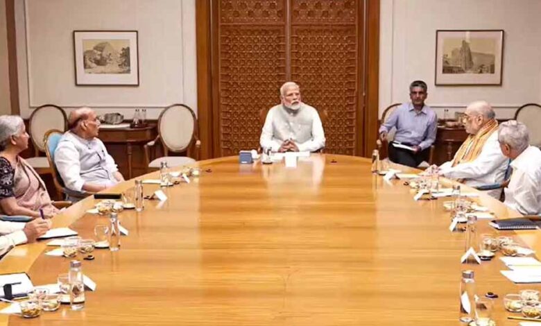 पश्चिम-एशिया-संकट-के-बीच-pm-मोदी-की-हाई-लेवल-मीटिंग,-बिजली-पेट्रोलियम-पर-अहम-मंथन