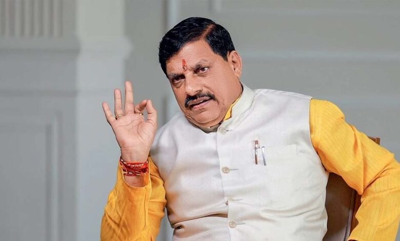 सवा-दो-साल-में-18-आईएएस-आईपीएस-पर-एक्शन,-प्रशासनिक-लापरवाही-पर-सीएम-मोहन-ने-लिया-सख्त-फैसला