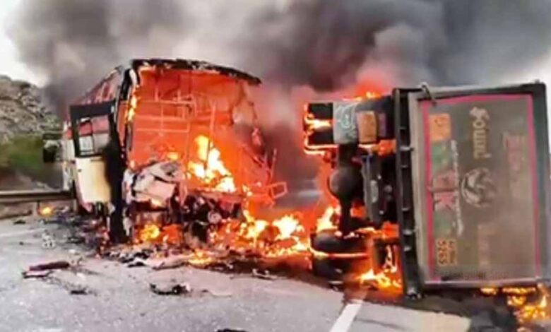 आंध्र-प्रदेश-बस-हादसा:-सरकार-का-बड़ा-ऐलान,-मृतकों-के-परिजनों-को-5-लाख-मुआवजा