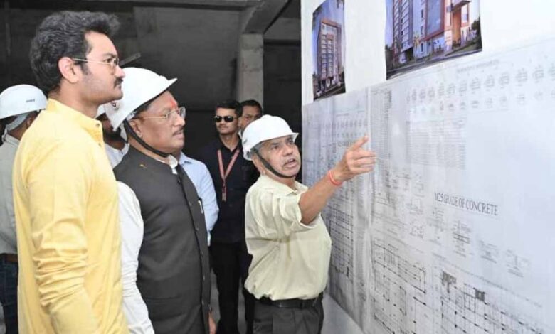 मुख्यमंत्री-विष्णुदेव-साय-ने-किया-निर्माणाधीन-जगदेव-राम-उरांव-कल्याण-आश्रम-चिकित्सालय-का-अवलोकन