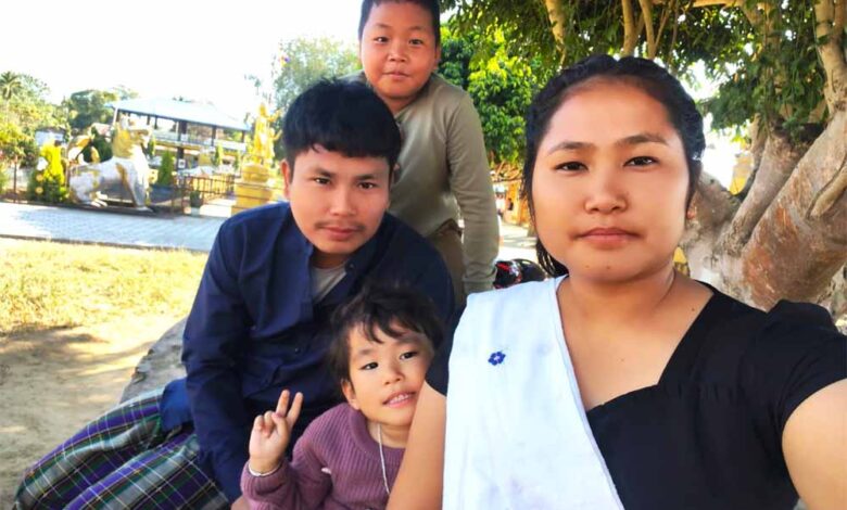 चार-साल-की-बेटी-को-घर-पर-छोड़,-असम-की-भारोत्तोलक-पल्लवी-ने-जीता-खेलो-इंडिया-ट्राइबल-गेम्स-में-पदक