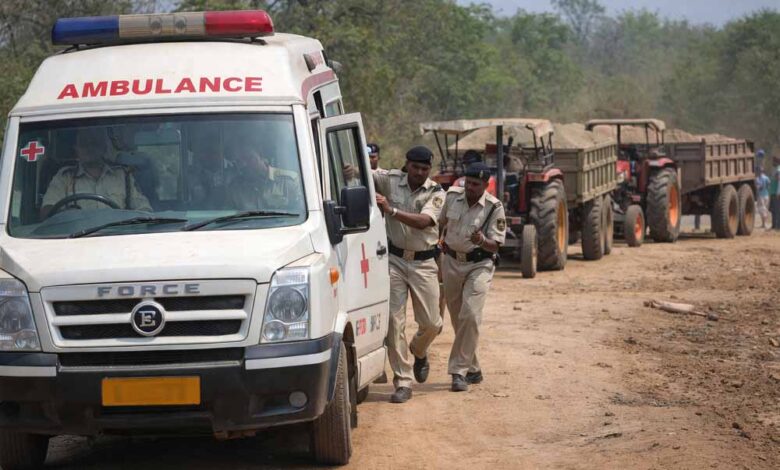 बालाघाट-में-पुलिस-का-अनोखा-ऑपरेशन:-एंबुलेंस-में-छिपकर-पहुंची-टीम,-रेत-माफिया-के-ट्रैक्टर-जब्त