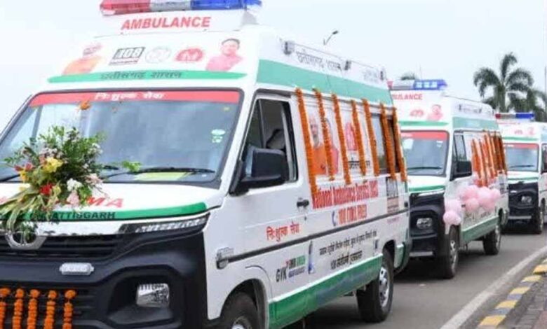 बस्तर-में-स्वास्थ्य-सेवा-को-बड़ा-बूस्ट:-15-नई-एम्बुलेंस-की-सौगात