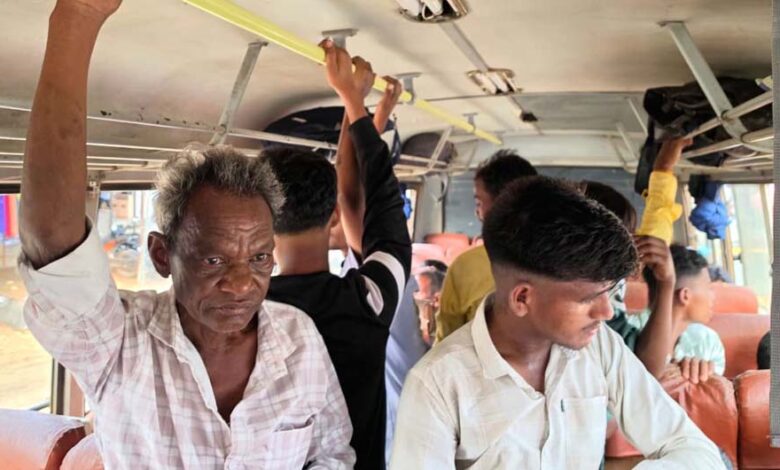 नक्सलवाद-के-खात्मे-के-बाद-बदली-तस्वीर,-अब-गांव-से-शहर-तक-आसान-हुआ-सफर