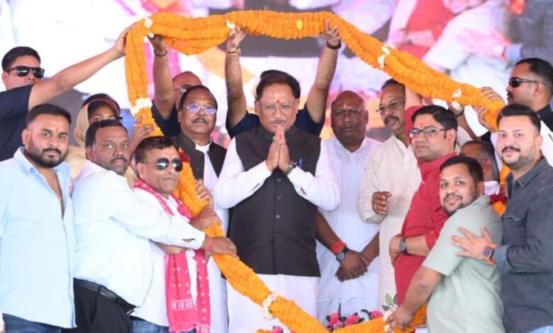 मुख्यमंत्री-विष्णु-देव-साय-ने-सरगुजा-जिले-के-लुंड्रा-में-280-करोड़-से-अधिक-के-कार्यों-का-किया-लोकार्पण-एवं-शिलान्यास