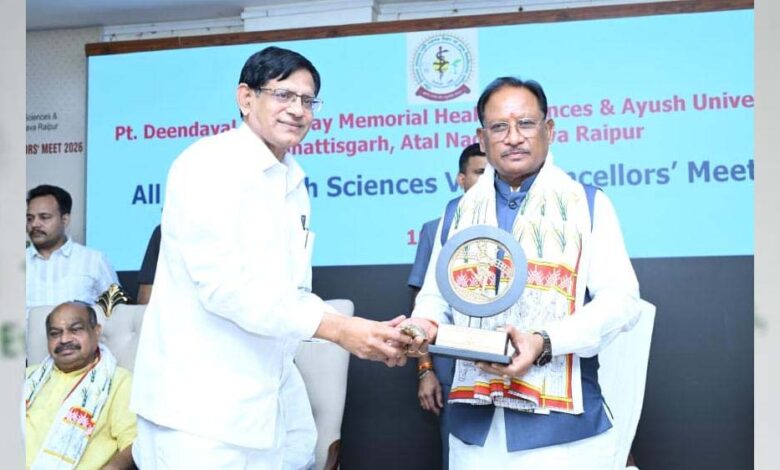 स्वस्थ-नागरिक-ही-विकसित-छत्तीसगढ़-की-आधारशिला-–-स्वास्थ्य-क्षेत्र-में-नवाचार-को-नई-दिशा-देगा-वाइस-चांसलर-मीट-2026-:-cm-साय