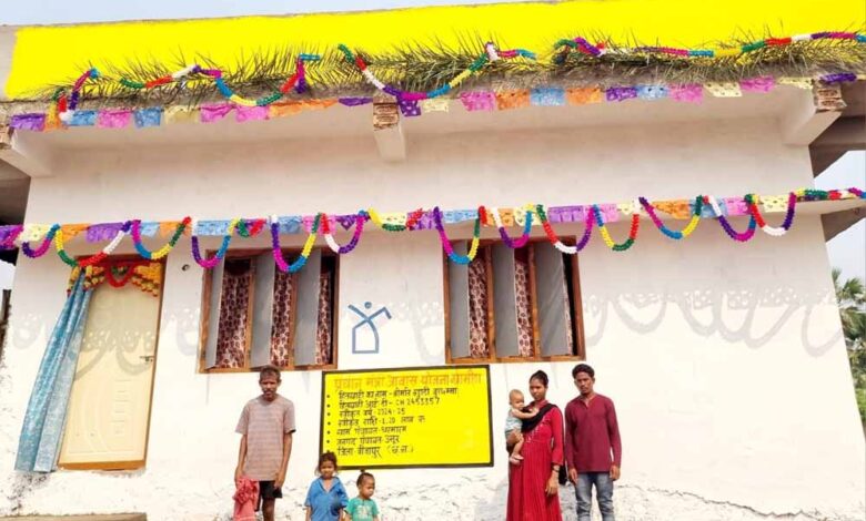 बीजापुर के 224 गांवों में विकास की बड़ी छलांग: नियद नेल्लानार, मनरेगा और PM आवास से बदली तस्वीर