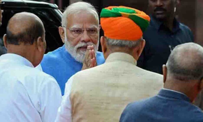 महिला-आरक्षण-बिल-पर-संसद-में-सख्ती,-बीजेपी-ने-जारी-किया-तीन-लाइन-का-व्हिप