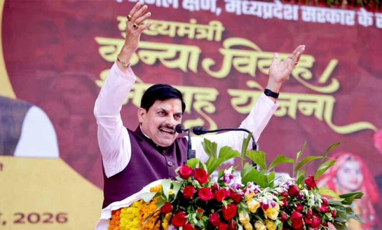 सामूहिक विवाह समाज में समानता, सादगी और सामाजिक सद्भाव को बढ़ावा देने का अनुकरणीय माध्यम : मुख्यमंत्री डॉ. यादव