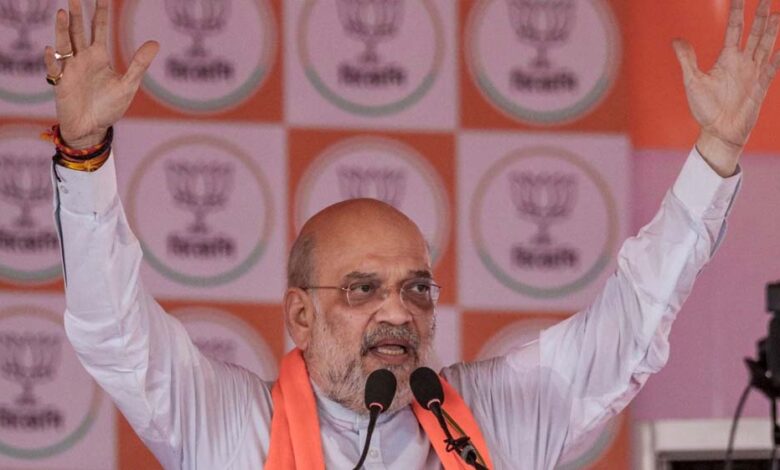 बंगाल-में-बोले-अमित-शाह-‘कमल-का-बटन-दबाओ,-भाजपा-सरकार-बनाओ,-घुसपैठियों-को-भगाओ’