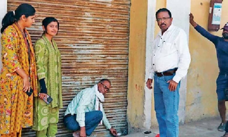 jabalpur-में-प्रशासन-की-बड़ी-कार्रवाई,-समर्थन-मूल्य-पर-पुराने-गेहूं-की-आशंका-में-कई-गोदाम-सील