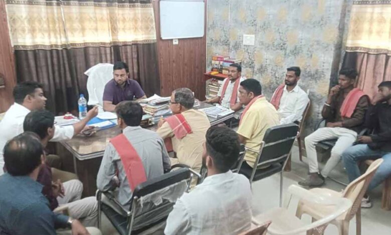 कलेक्टर-कार्यालय-विवाद-सुलझा:-प्रशासन-और-संगठनों-के-बीच-बनी-सहमति