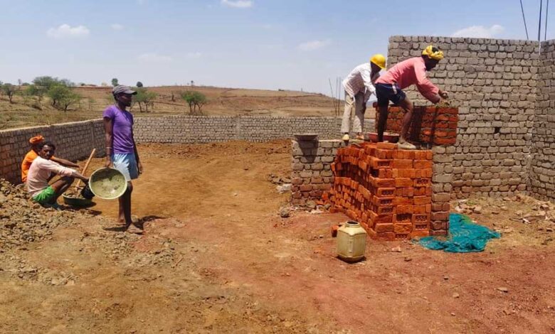 सरपंच और सचिव कर रहे अपने मन की राज ग्रामीणों ने लगाया आरोप