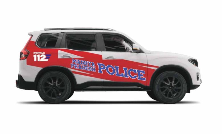 खंडवा-के-डायल-112-हीरोज-ट्रेन-से-गिरकर-घायल-हुए-व्यक्ति-को-त्वरित-सहायता-से-पहुँचाया-अस्पताल