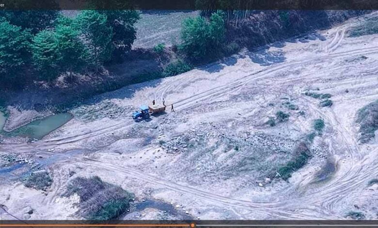 खनन-क्षेत्रों-में-ड्रोन-की-निगरानी-से-खनिज-संसाधन-की-सुरक्षा-तथा-राजस्व-संरक्षण-में-मिल-रही-मदद