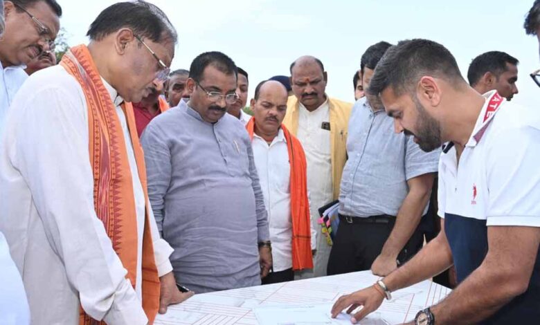 निर्माणाधीन-नालंदा-परिसर-का-मुख्यमंत्री-साय-ने-किया-निरीक्षण:-गुणवत्तापूर्ण-एवं-समय-सीमा-में-कार्य-पूर्ण-करने-के-दिए-निर्देश