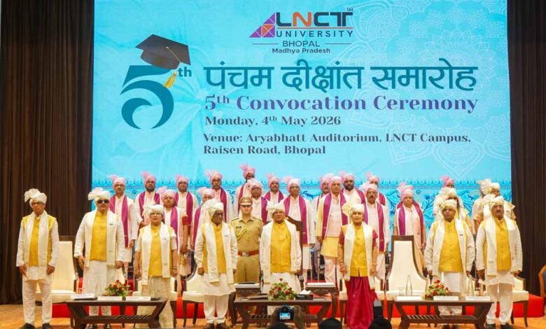 एलएनसीटी-यूनिवर्सिटी-का-5वां-दीक्षांत-समारोह-सम्पन्न