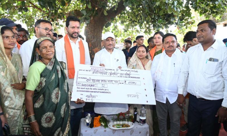चौपाल-में-मिली-राहत,-सरलाबाई-मरावी-की-समस्या-का-मुख्यमंत्री-ने-किया-त्वरित-समाधान