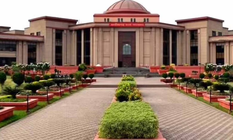 ग्रीष्मकालीन अवकाश से पहले HC में बड़ा बदलाव, नया रोस्टर जारी, 4 डिवीजन और 14 सिंगल बेंचें तय