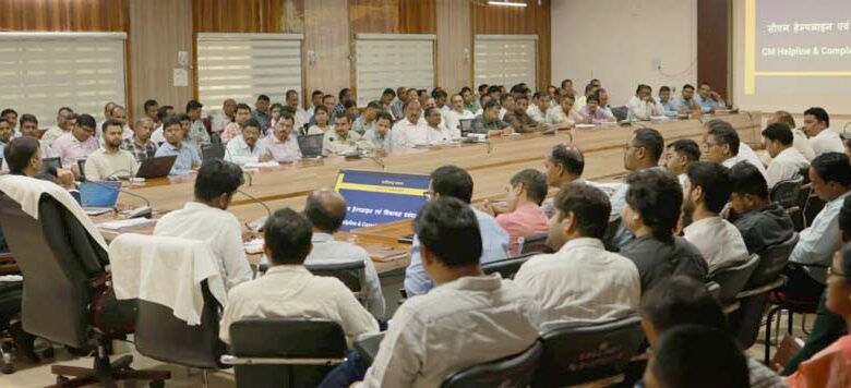 सीएम-हेल्पलाइन-1076-से-आम-जनता-की-शिकायतों-का-होगा-समयबद्ध-निराकरण
