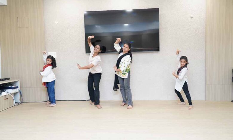 स्कोप-ग्लोबलस्किल्स-यूनिवर्सिटी-के-“समर-कार्निवल-2026”-में-स्टूडेंट्स-दिखा-रहे-टैलेंट