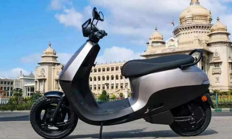 Electric Two-Wheeler खरीदने वालों के लिए बड़ा अपडेट, सरकार बदल सकती है सब्सिडी नियम