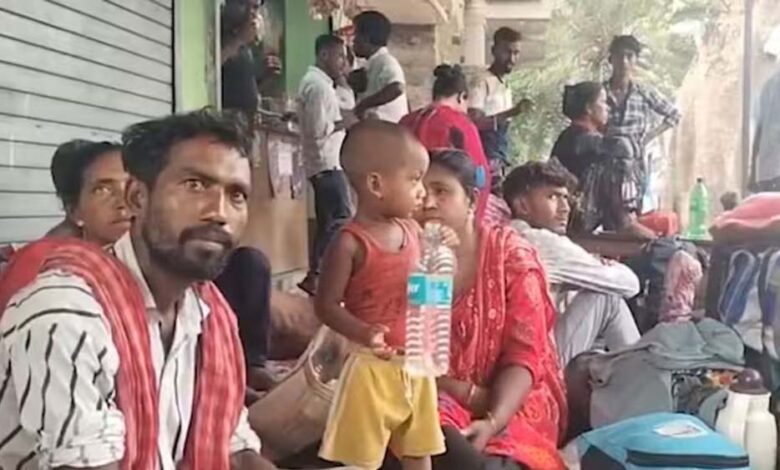 बांग्लादेश बॉर्डर पर अवैध प्रवासियों की बढ़ती भीड़, बंगाल में घुसपैठियों में दिखा डर