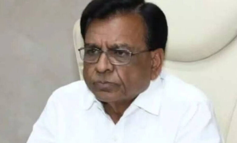 कलेक्टर्स-आबकारी-नीति-का-कड़ाई-से-कराएं-पालन:-उप-मुख्यमंत्री-देवड़ा