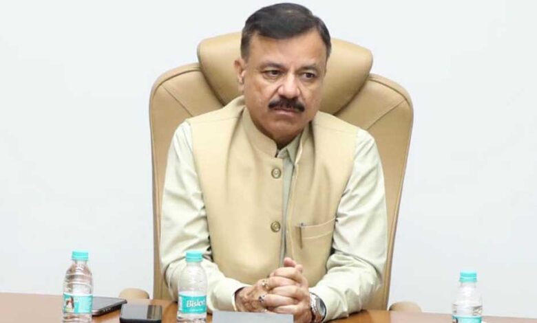 mp-के-सरकारी-कर्मचारियों-को-बड़ी-सौगात!-अब-मिलेगी-15-दिन-की-एक्स्ट्रा-छुट्टी,-4-लाख-टीचर्स-को-फायदा
