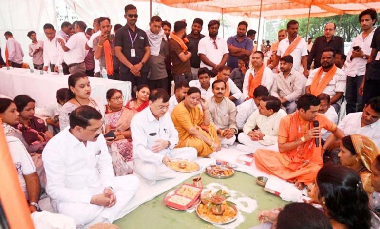 उद्योग-मंत्री-देवांगन-ने-पौने-37-करोड़-रूपए-के-जलप्रदाय-योजना-विस्तार-कार्य-का-किया-भूमिपूजन