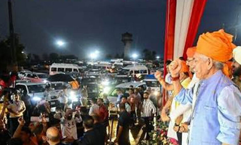 amarnath-yatra-2026:-‘बम-बम-भोले’-के-जयघोष-के-बीच-पहला-जत्था-रवाना,-एलजी-मनोज-सिन्हा-ने-दिखाई-हरी-झंडी