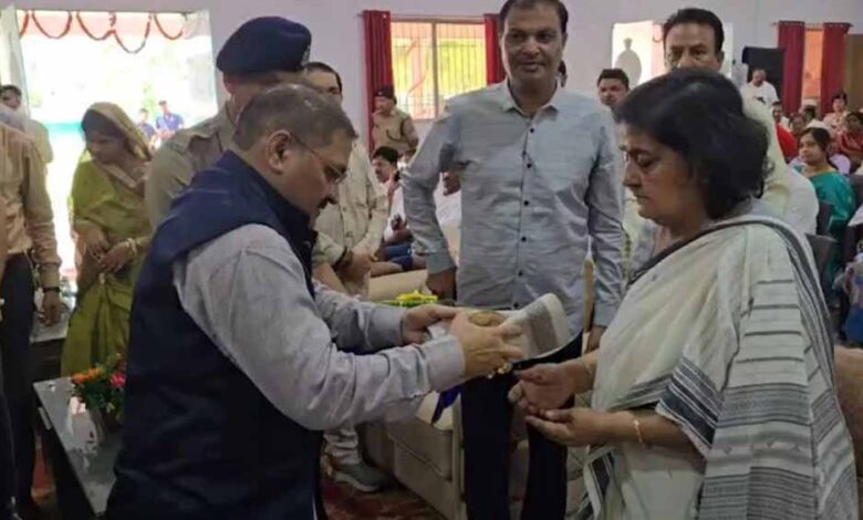 राजनांदगांव में शहादत दिवस पर तत्कालीन SP विनोद कुमार चौबे समेत 29 वीर जवानों को श्रद्धांजलि